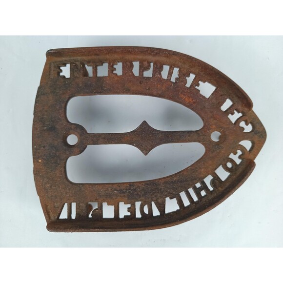 Vintage Iron Rest Iron Stand Cast Iron Trivet Enterprise FC Co Philadelphia - Picture 5 of 10